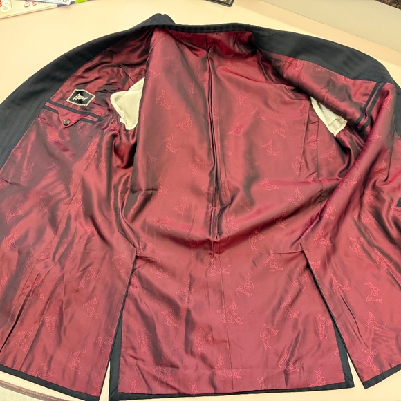 BRIONI Men's Suit, Size 53R - Picture 7 of 14